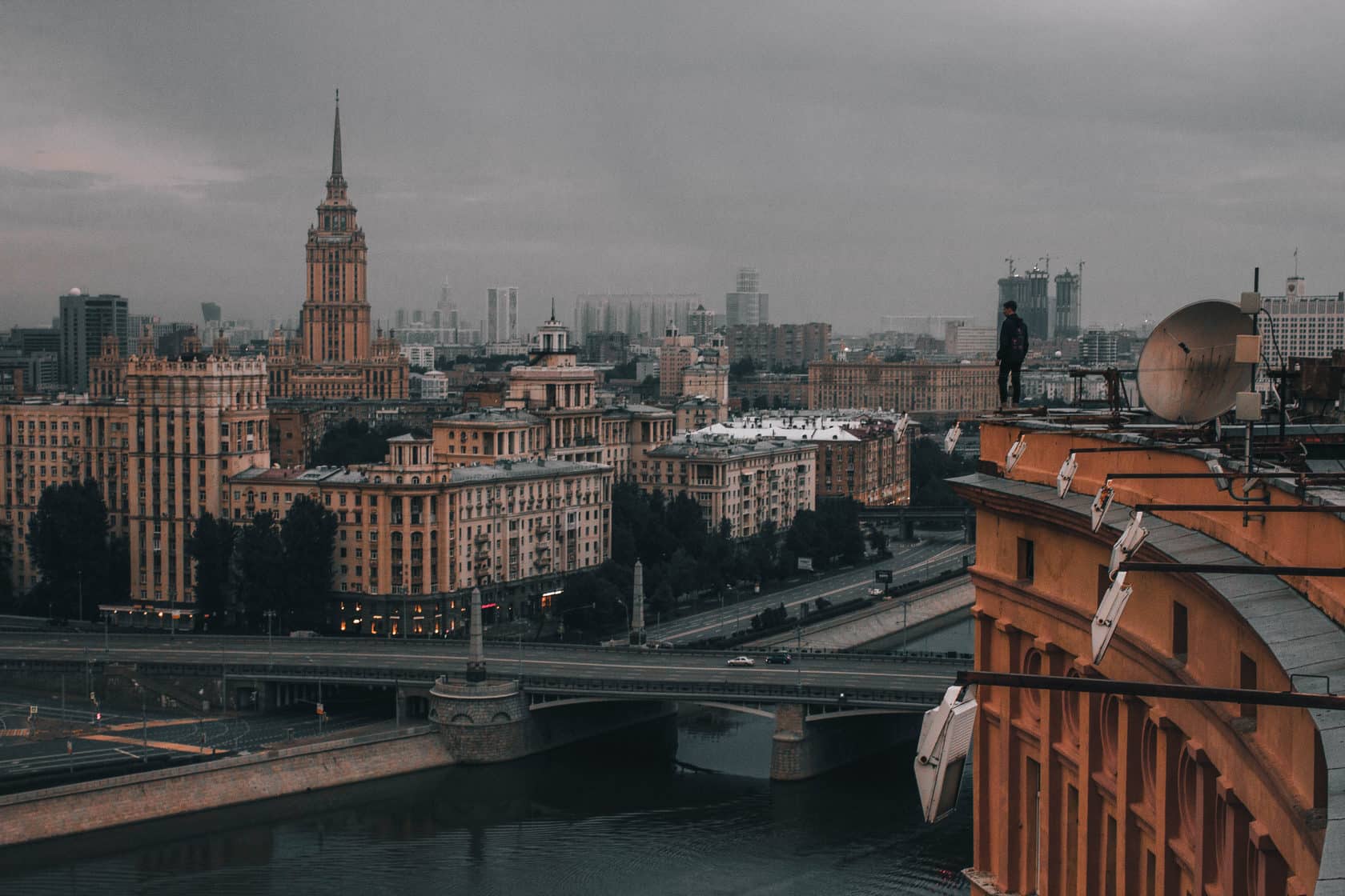 Экскурсия по крышам Москвы