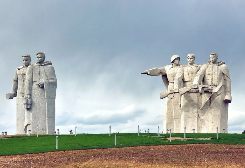 Памятник Героям Панфиловцам